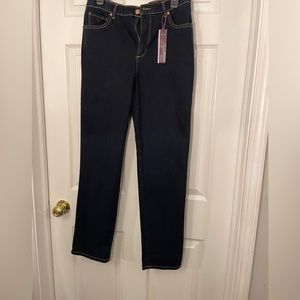 NEW Gloria Vanderbilt Amanda Dark Wash Jeans. Size 10. Inseam 28